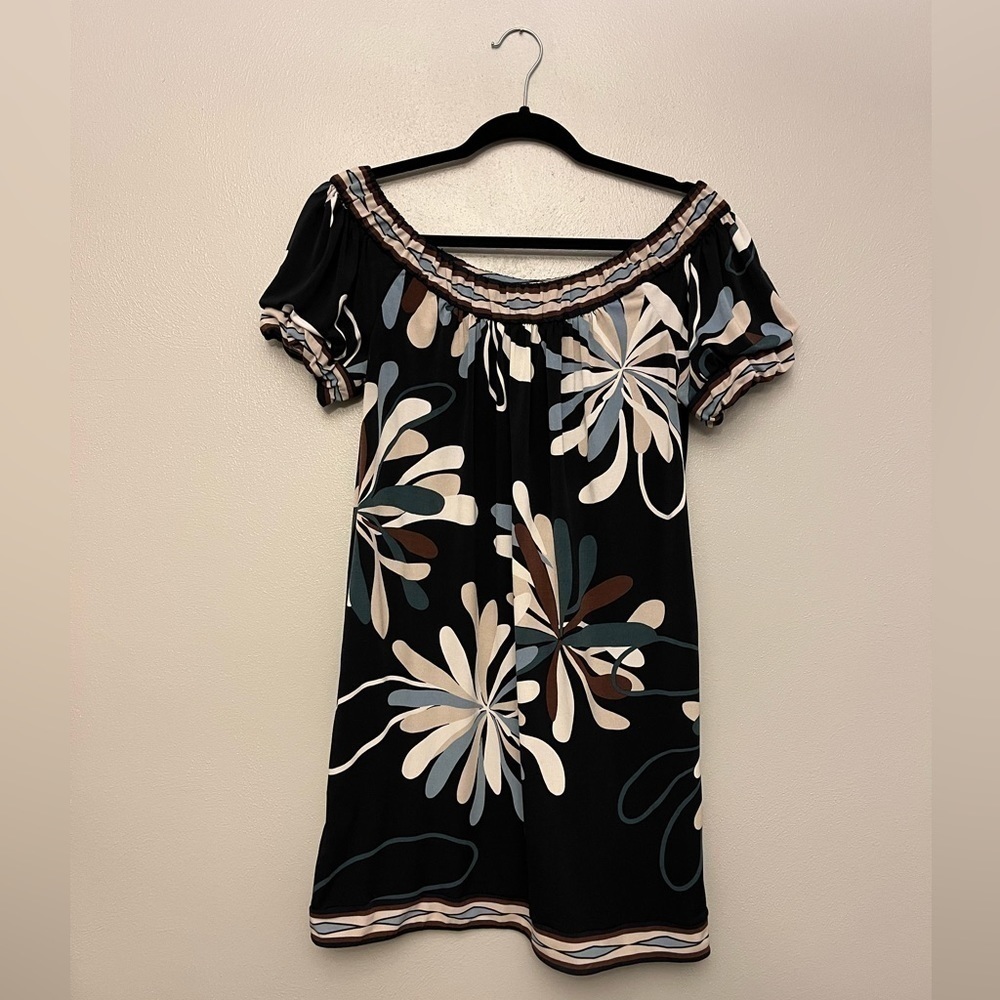 Bcbgmaxazria Off-Shoulder Patterned Mini Shift Dr… - image 5